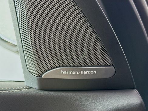 New 2026 BMW X5 xDrive50e w/ M Sport Package image 19