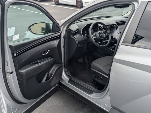 Certified 2024 Hyundai Tucson SEL FWD image 39