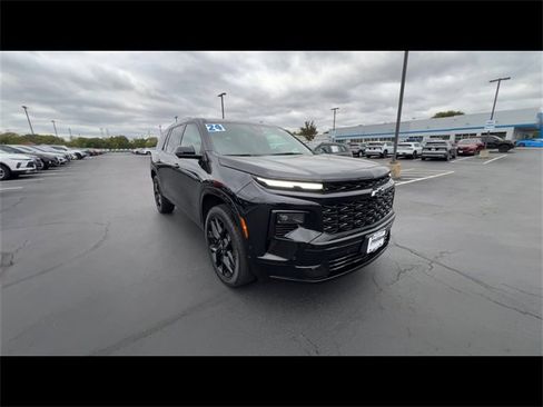 Certified 2024 Chevrolet Traverse RS image 2