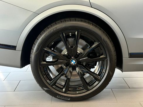 New 2027 BMW X7 M60i AWD/4WD image 16