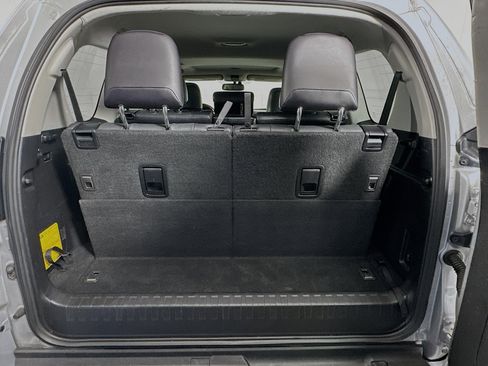 Used 2018 Lexus GX 460 Premium w/ Premium Package AWD/4WD image 31