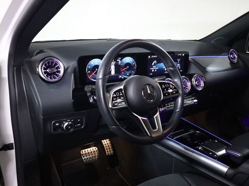 Used 2023 Mercedes-Benz GLA 250 4MATIC image 30
