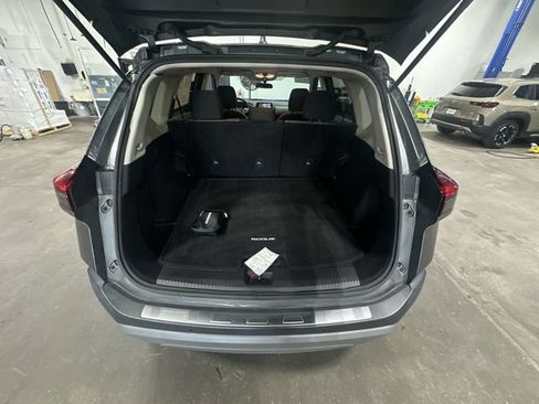 Used 2021 Nissan Rogue SV AWD/4WD image 25
