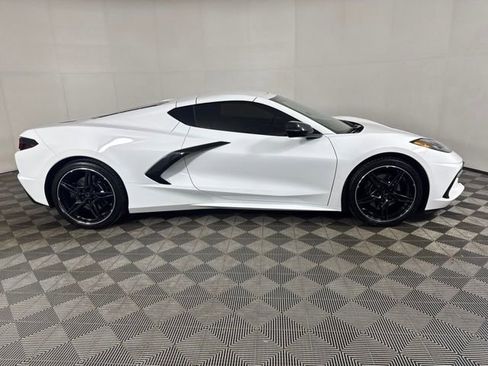 Used 2023 Chevrolet Corvette Stingray Preferred Cpe RWD image 2