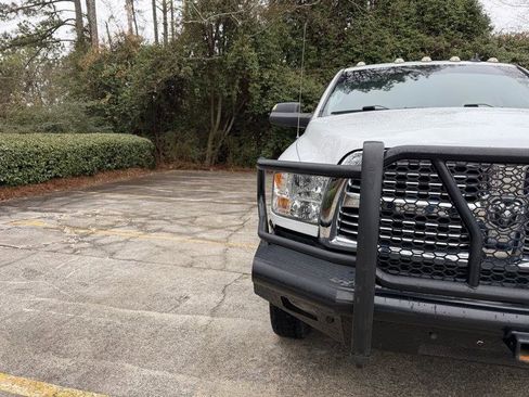 Used 2017 RAM 3500 Big Horn image 14