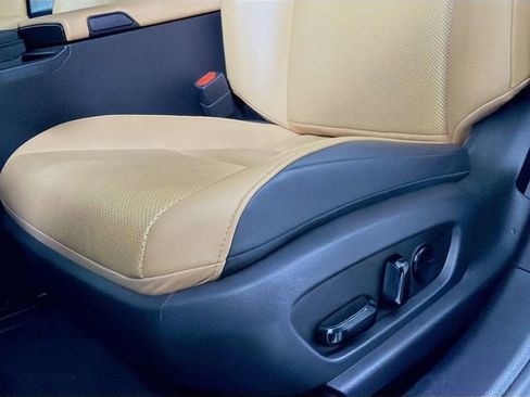 Used 2022 Lexus ES 350 w/ Premium Package image 21