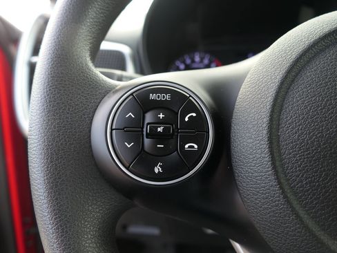 Used 2021 Kia Soul LX image 15