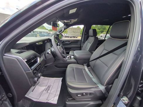 New 2026 GMC Yukon Elevation AWD/4WD image 25
