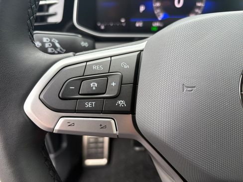 Used 2025 Volkswagen Jetta Sport image 15