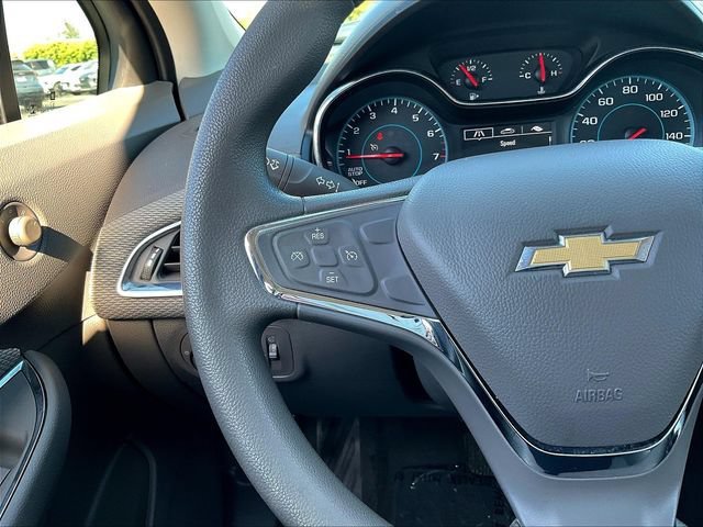 Used 2018 Chevrolet Cruze LT FWD image 13