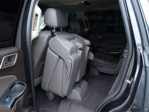 Used 2017 GMC Yukon Denali w/ Open Road Package image 43