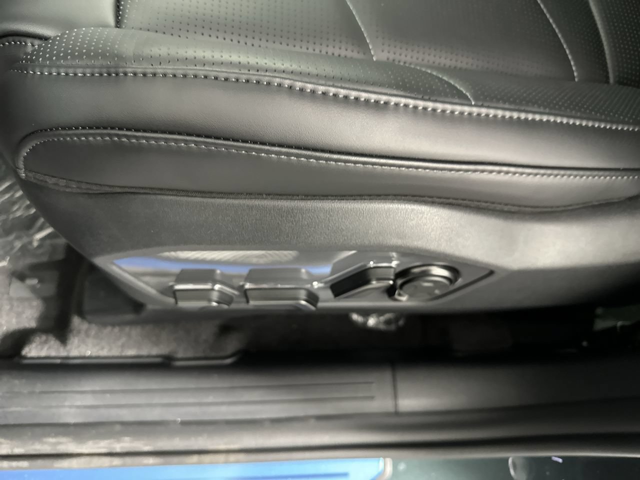 New 2027 Kia Telluride SX Prestige X-Line AWD/4WD image 4