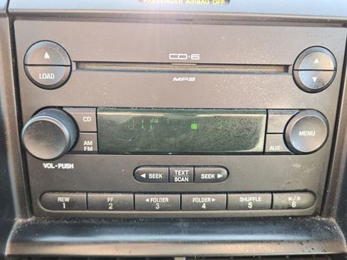 Used 2007 Ford Explorer XLT image 9