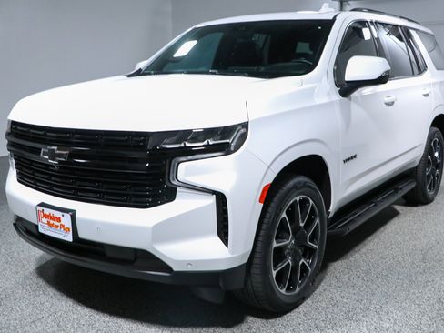 Used 2023 Chevrolet Tahoe RST w/ Luxury Package RWD image 37