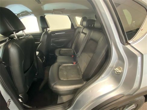 Used 2021 MAZDA CX-5 Touring image 23
