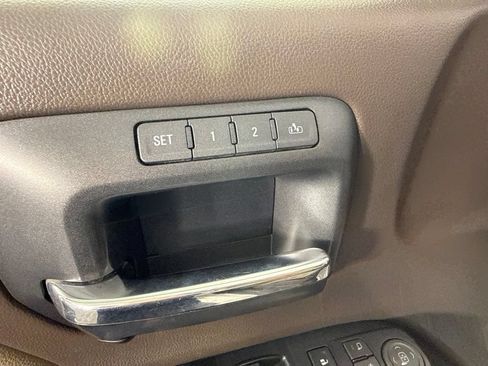 Used 2018 GMC Sierra 1500 SLT AWD/4WD image 13