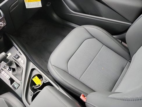 New 2026 Kia Niro EX image 12