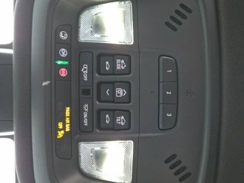 Certified 2023 Chevrolet Traverse Premier w/ LPO, Floor Liner Package image 30