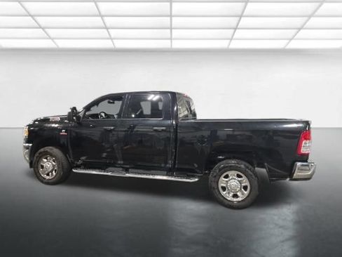 Used 2024 RAM 2500 Tradesman w/ Chrome Appearance Group AWD/4WD image 8
