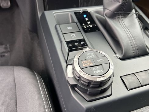 New 2025 Toyota Tacoma TRD Off-Road image 24