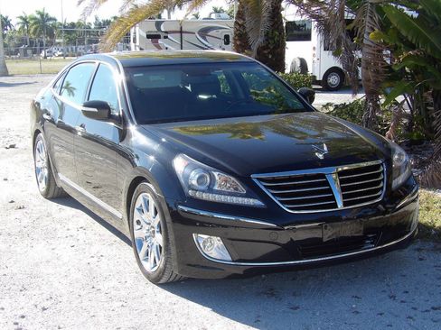 Used 2012 Hyundai Equus Signature image 11