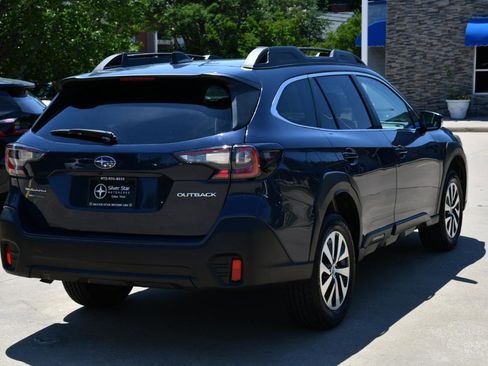Used 2024 Subaru Outback Premium AWD/4WD image 6