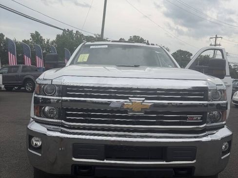 Used 2015 Chevrolet Silverado 2500 LT w/ LT Convenience Package AWD/4WD image 14