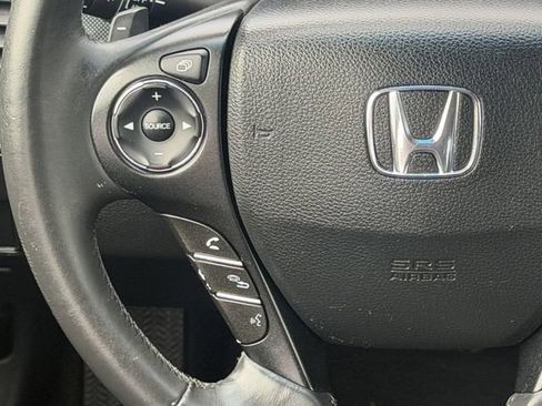 Used 2015 Honda Accord Sport image 12