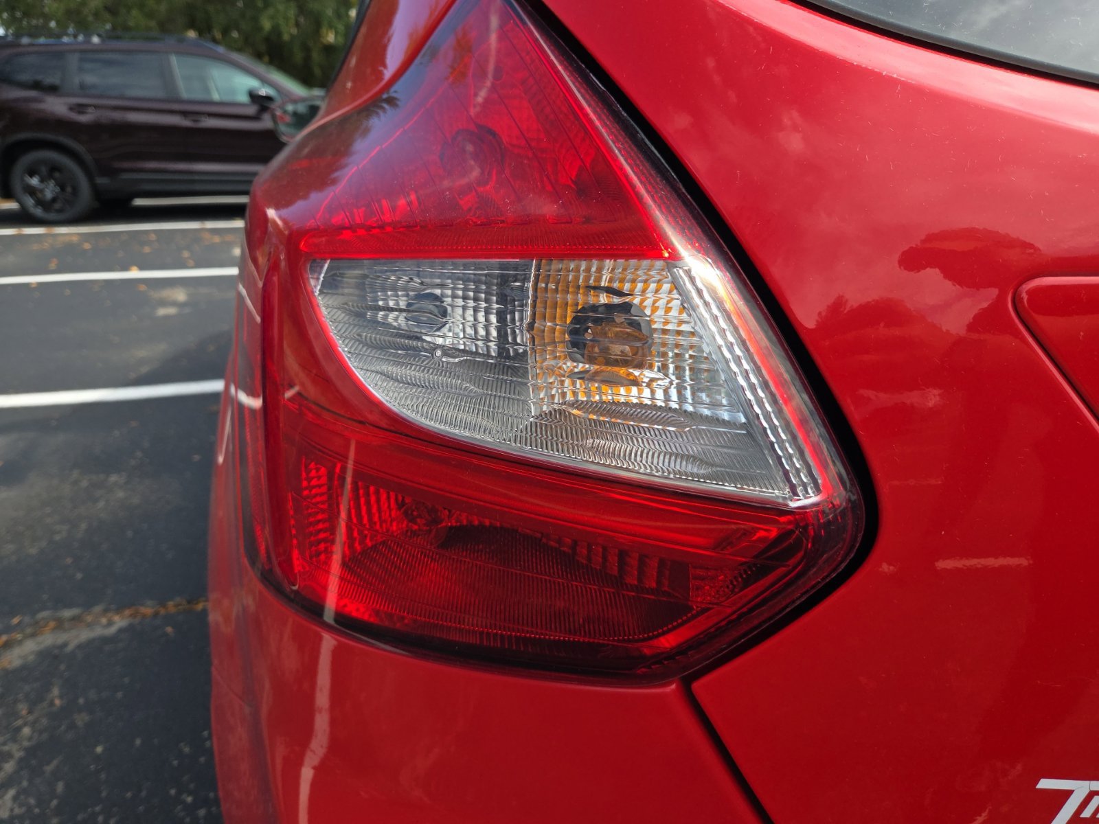 Used 2013 Ford Focus SE FWD image 6