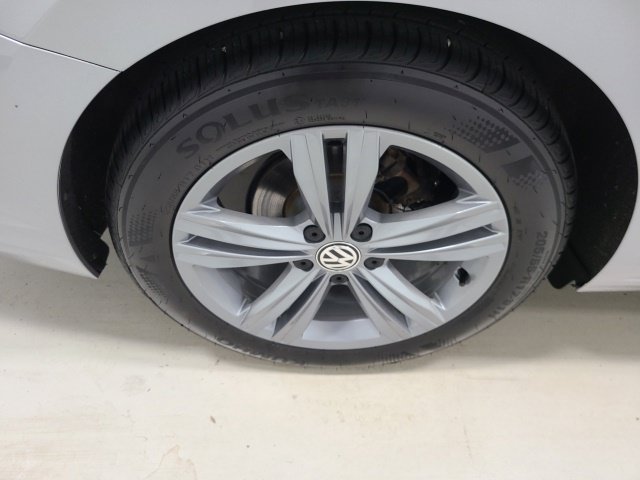 Used 2021 Volkswagen Jetta R-Line FWD image 37