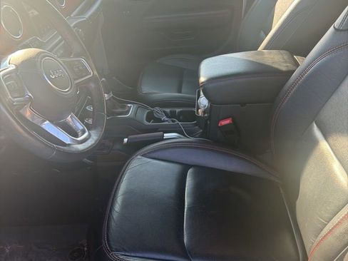 Used 2019 Jeep Wrangler Unlimited Rubicon image 15