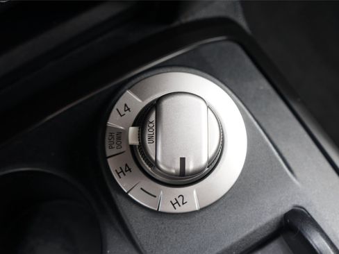 Used 2020 Toyota 4Runner SR5 Premium AWD/4WD image 15