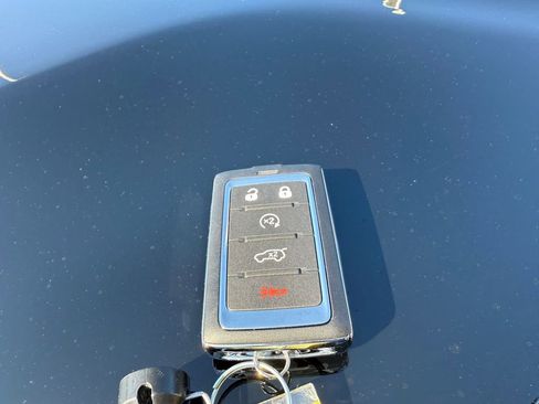 New 2025 Jeep Grand Cherokee Altitude image 27