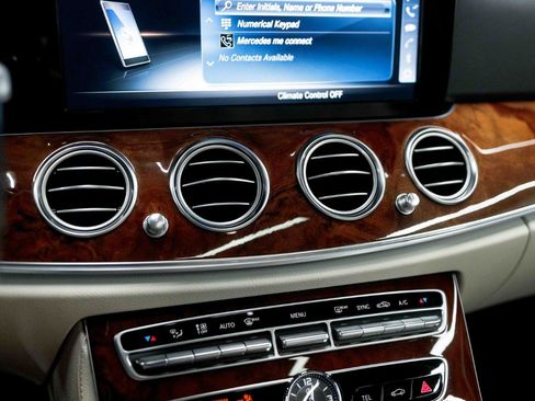 Used 2019 Mercedes-Benz E 450 4MATIC Wagon image 48