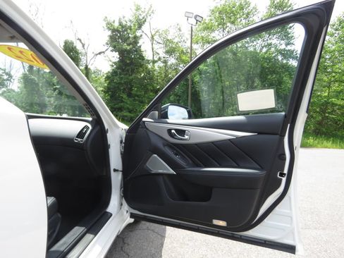 Used 2022 INFINITI Q50 Luxe w/ Cargo Package AWD/4WD image 12