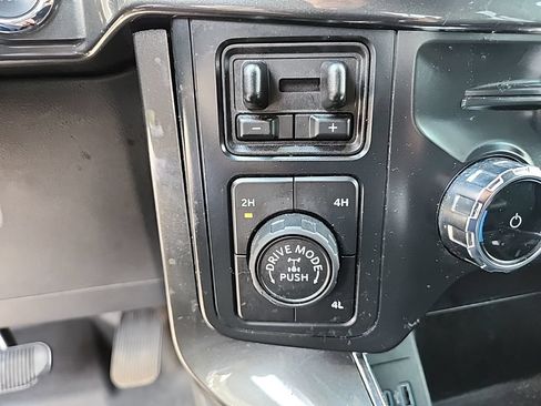 Used 2022 Ford F150 XLT w/ Equipment Group 302A High AWD/4WD image 22