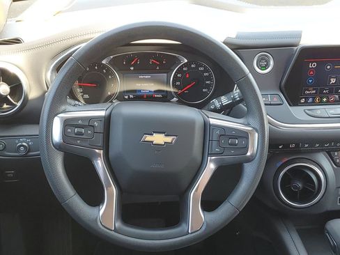 Used 2022 Chevrolet Blazer LT FWD image 28
