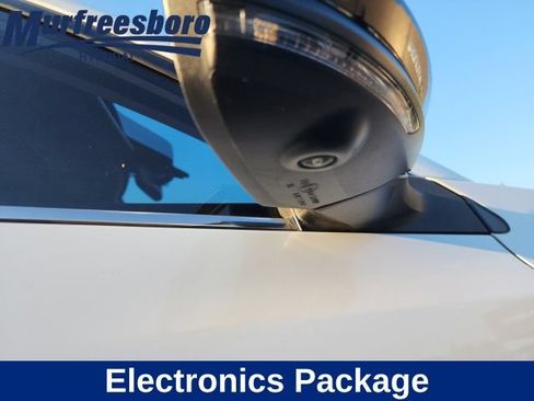 Used 2023 Nissan Sentra SR w/ SR Premium Package FWD image 5