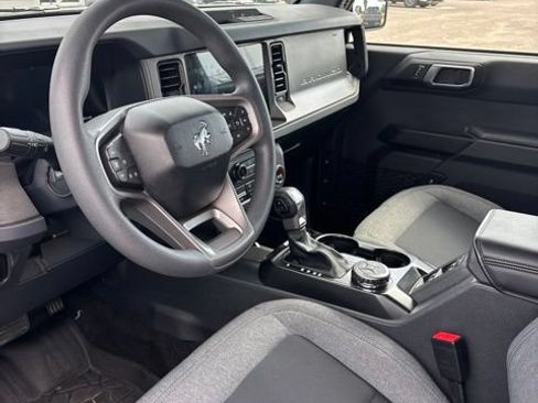 Used 2025 Ford Bronco 4-Door AWD/4WD image 11