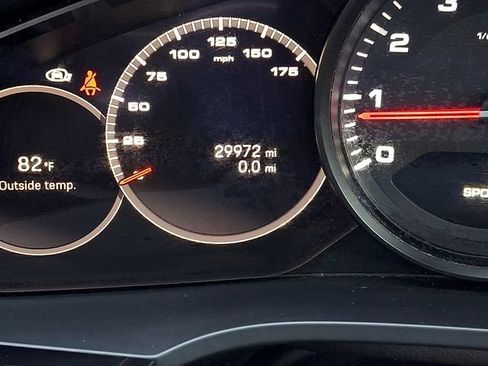 Certified 2023 Porsche Cayenne AWD/4WD image 24