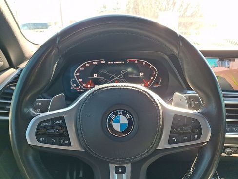 Used 2021 BMW X5 M50i w/ Executive Package image 19