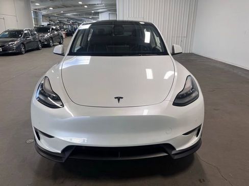 Used 2021 Tesla Model Y 2WD image 8