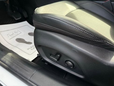 Used 2023 Jeep Compass Trailhawk w/ Trailhawk Convenience Group image 40