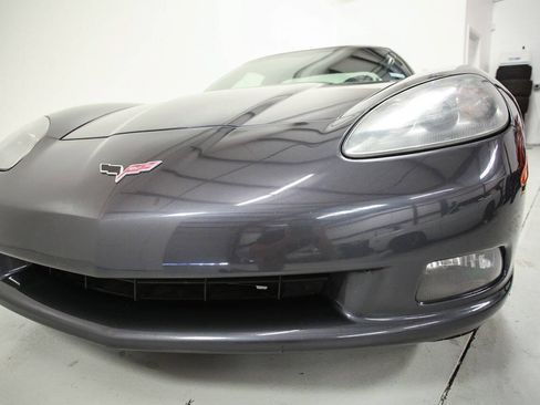Used 2013 Chevrolet Corvette Coupe RWD image 10