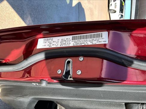 Used 2019 RAM 2500 Laramie AWD/4WD image 33