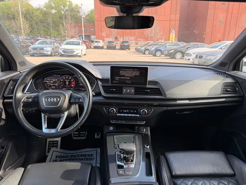 Used 2018 Audi SQ5 Premium Plus w/ S Sport Package AWD/4WD image 10
