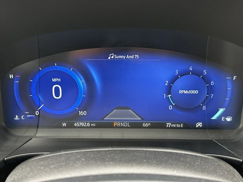 Used 2021 Ford Escape SEL w/ Technology Package image 32