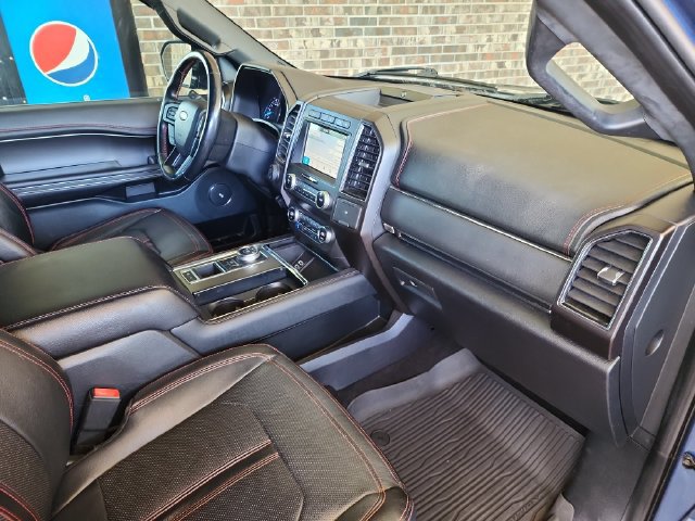 Used 2019 Ford Expedition Limited w/ Equipment Group 303A RWD image 12