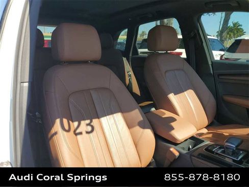 Used 2023 Audi Q5 2.0T Premium w/ Convenience Package image 21