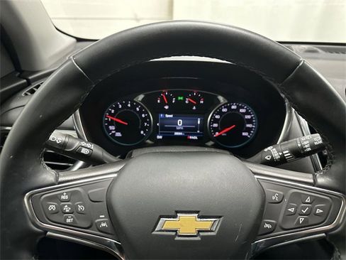 Used 2024 Chevrolet Equinox LT w/ LPO, Floor Liner Package image 10